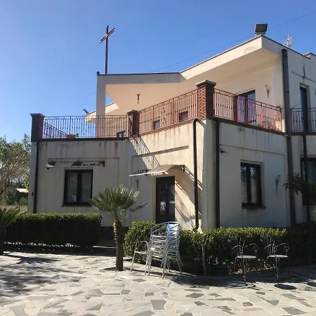 Bed & Breakfast San Pietro Relais & Chateaux - Fraternitagesuconfidointe *